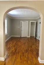 1114 W 45th St-Unit -3 in Kansas City, MO - Building Photo - Building Photo