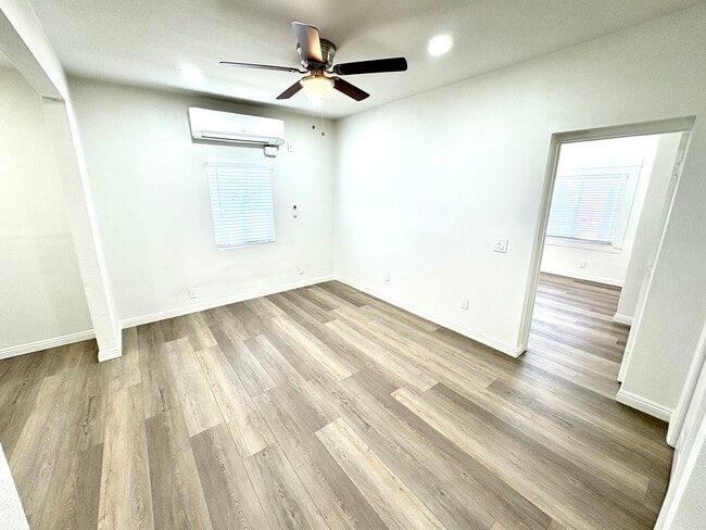 106 S Pacific Ave, Unit 3