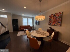 202 Charles Ellis Dr in Newtown Square, PA - Building Photo