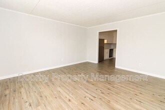 310 Cleveland St in Ringgold, GA - Building Photo - Building Photo