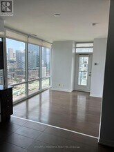 170-1170 Fort York Blvd in Toronto, ON - Building Photo - Building Photo