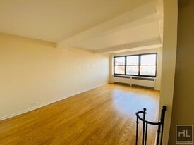 GRAND CONCOURSE in Bronx, NY - Building Photo