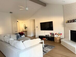 921 Matilda Dr in Plano, TX - Building Photo - Building Photo