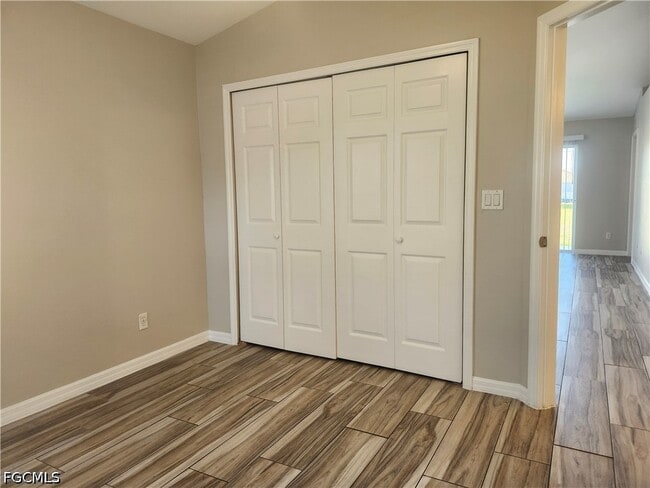 property at 527 Hancock Bridge Pkwy