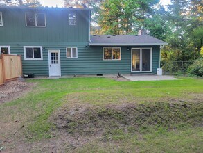 3802 54th Street Ct NW, Unit 3802 54th St. Court Gig H in Gig Harbor, WA - Foto de edificio - Building Photo