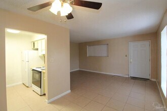 600 Scenic Hwy, Unit 309 in Pensacola, FL - Building Photo - Building Photo