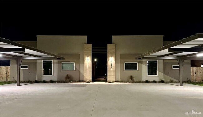 3408 Duke Ave-Unit -2 in McAllen, TX - Building Photo - Building Photo