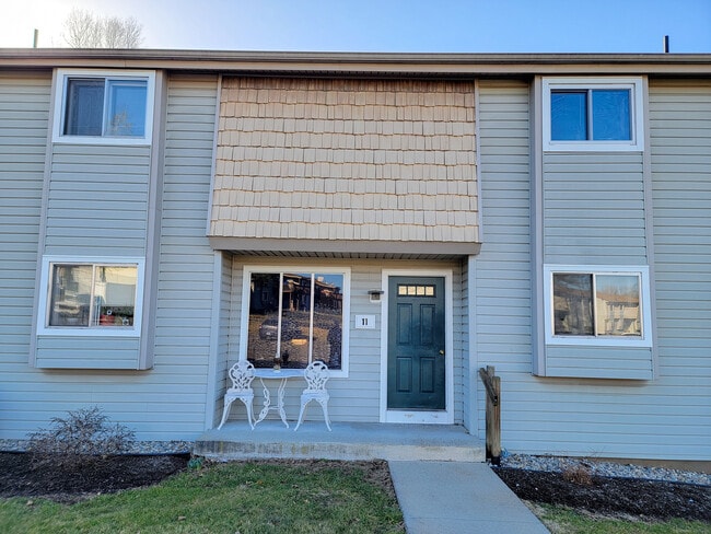 property at 11 Carillon Dr