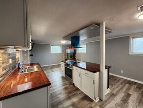2208 Rainbow Dr in West Lafayette, IN - Building Photo - Building Photo