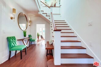 1607 N Vista St in Los Angeles, CA - Building Photo - Building Photo