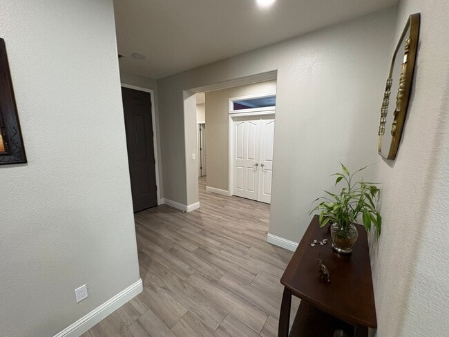 2490 Westfall Rd in Sparks, NV - Building Photo - Building Photo