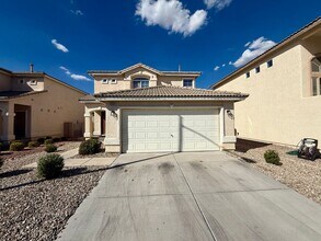 8140 W Festuca Way in Las Vegas, NV - Building Photo - Building Photo