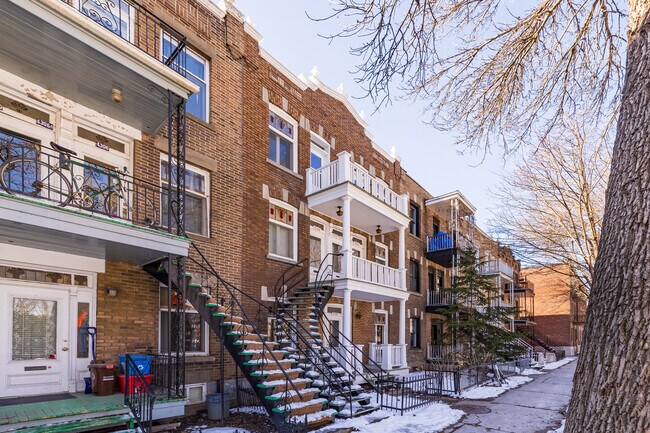 4312-4318 Fullum St in Montréal, QC - Building Photo - Primary Photo