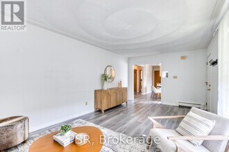 80 Westwood Dr in Kitchener, ON - Building Photo - Building Photo