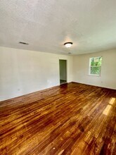 2605 Speight Ave in Waco, TX - Building Photo - Building Photo