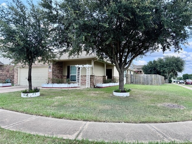 property at 3302 Allington Ct
