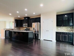 542 Pemberwich Pl, Unit 1 in Cary, NC - Building Photo - Building Photo