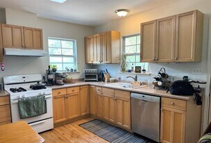 2007 La Casa Dr in Austin, TX - Building Photo