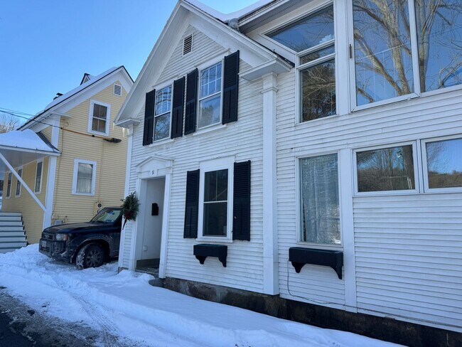 51 Terrace St in Woodstock, VT - Building Photo - Building Photo