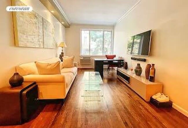property at 244 E 60th St