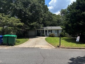 2223 Dillard St in Tucker, GA - Building Photo - Building Photo