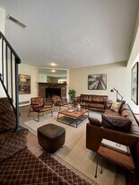 3549-3555 NE Independence Cir in Lee's Summit, MO - Building Photo
