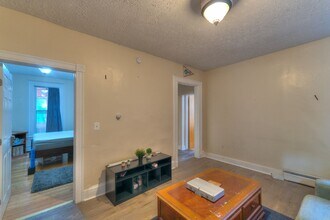 22 Lynwood Pl in New Haven, CT - Foto de edificio - Building Photo