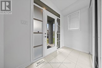 602 Geranium Walk in Ottawa, ON - Building Photo - Building Photo