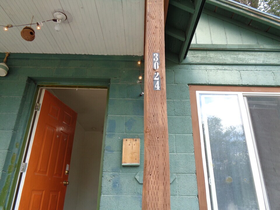 3024 S 8850 W in Magna, UT - Building Photo