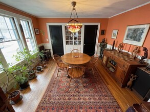 26 Clarendon Rd, Unit CHARMING SUMMER CONDO in Belmont, MA - Building Photo - Building Photo