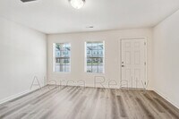 4912 Potter Rd photo'