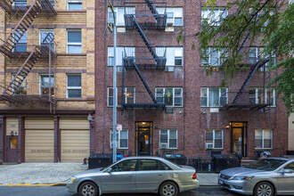 441 E 83rd St in New York, NY - Building Photo - Building Photo