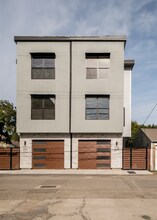 2715 Tomato Alley in Sacramento, CA - Building Photo - Building Photo