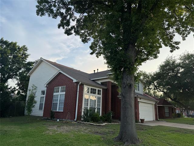 property at 2875 Ironwood Dr