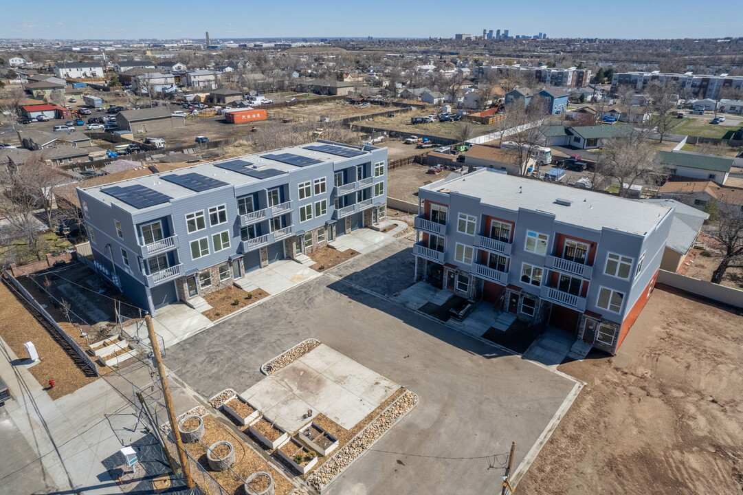 Berkeley Horizon Homes in Denver, CO - Building Photo