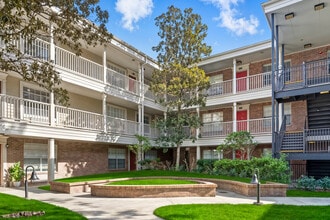 King's Reserve Willowbrook in Houston, TX - Foto de edificio - Building Photo