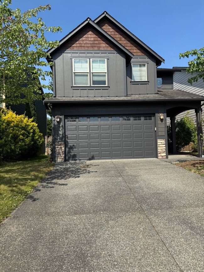 property at 434 N Gifford Ave