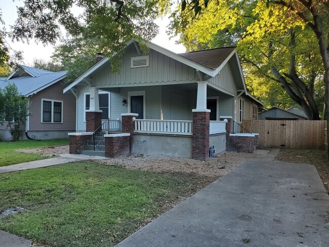 property at 4113 Speedway