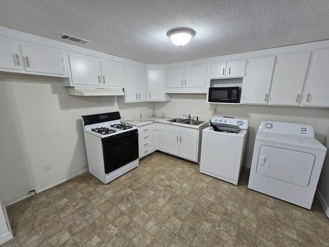 721 Edgehill in Benton, AR - Building Photo - Building Photo