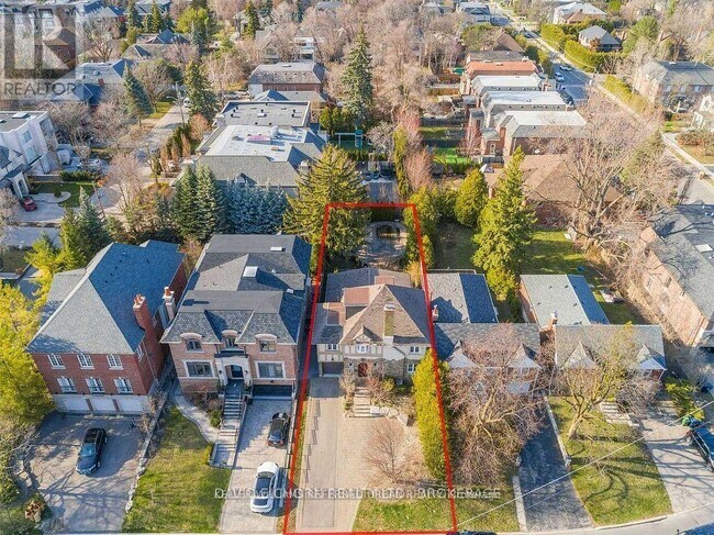 446 Glencairn Ave in Toronto, ON - Building Photo - Building Photo