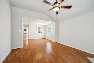 418 Mystic Trail Loop in Humble, TX - Building Photo - Building Photo