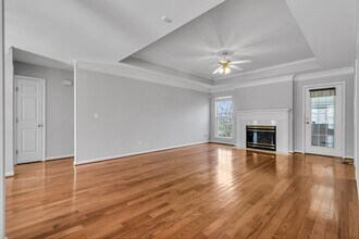 207 Andy Johns Dr in Smyrna, TN - Foto de edificio - Building Photo