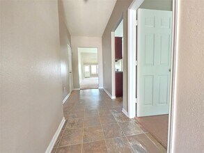 9924 Lace Flower Way in Conroe, TX - Foto de edificio - Building Photo