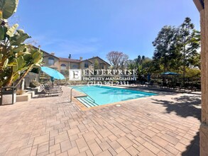 60 Waxwing Ln in Aliso Viejo, CA - Building Photo - Building Photo