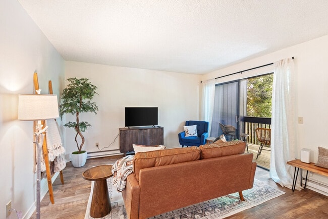 6630 SW Capitol Hwy, Unit SI ID1471543P in Portland, OR - Building Photo - Building Photo