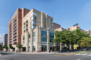 The Phoenix at Clarendon Metro Apartamentos