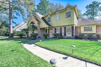 9311 New Forest Rd in Spring, TX - Building Photo - Building Photo