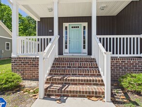 1700 Dinwiddie Ave in Hopewell, VA - Building Photo - Building Photo