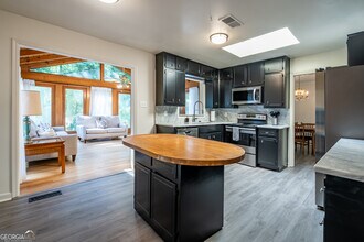 2431 Weatherford Ct in Marietta, GA - Building Photo - Building Photo