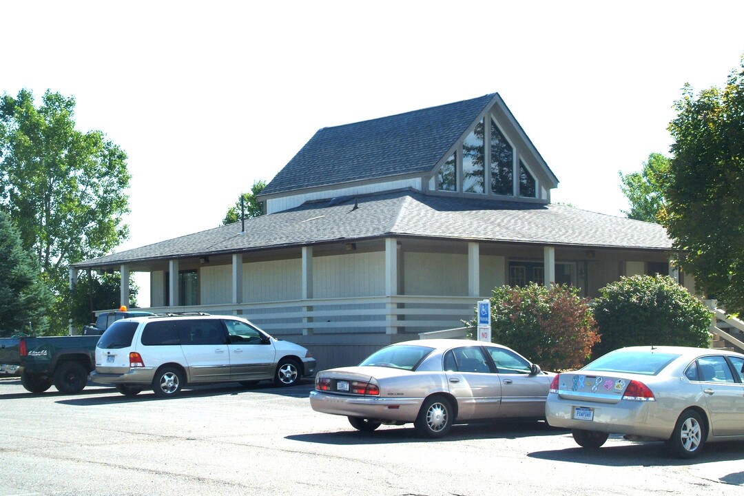 Parkwood Mobile Home Community in Flint, MI - Foto de edificio